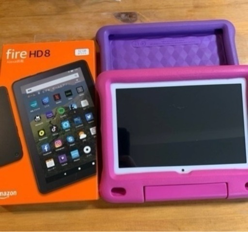 Amazon fire HD8 32GBホワイト（第10世代）カバー付き