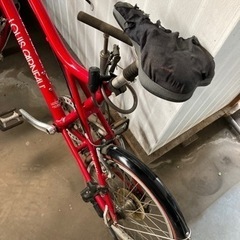 ルイガノ　LOUIS GARNEAU 自転車　赤い　自転車 クロスバイク