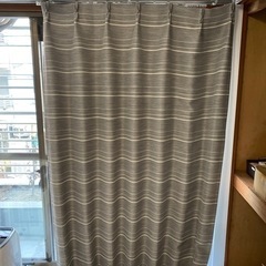 【0円】グレーのカーテン