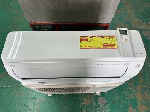 K05158　富士通　2019年製　中古エアコン　主に14畳用　冷房能力　4.0KW ／ 暖房能力　5.0KW