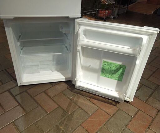 ♪HerbRelax/ヤマダ電機 冷蔵庫 YRZ-C09B1 90L 2019年♪