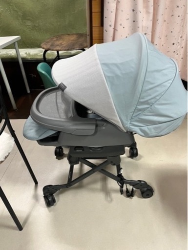 コンビコンビネムリラ電動スウィングベッド\u0026チェア