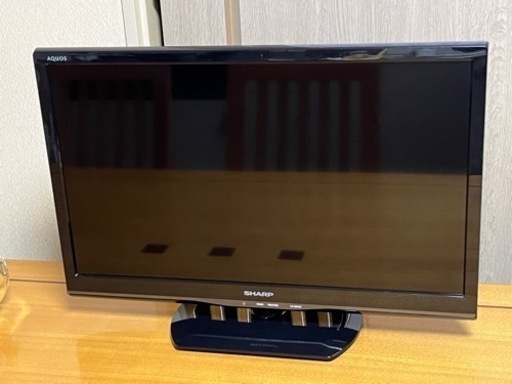 SHARP  AQUOS 24型液晶テレビ　　2015年製