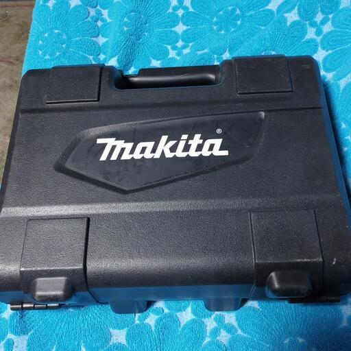 マキタインパクトドライバー充電式