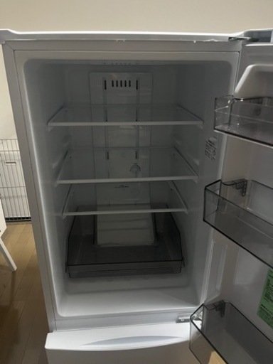 配達設置無料！ 2019年製 ホワイトカラー 130L 冷蔵庫 IL20