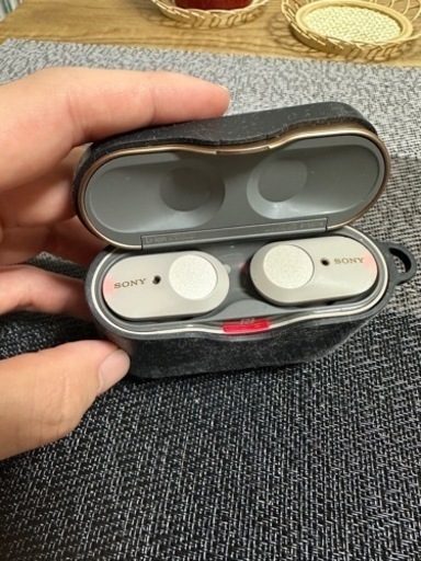 イヤホン Sony シリコンケース付き WF-1000XM3