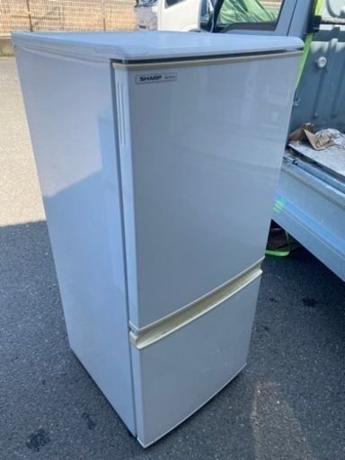 福岡市内配送無料　SHARP 137L 2ドア冷蔵庫 SJ-S14S-W ホワイト