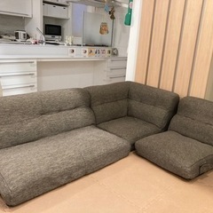 お話中　家具 ソファ 