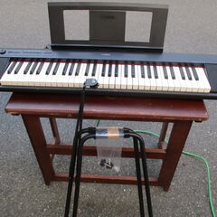 ☆ヤマハ YAMAHA NP-12B 61鍵盤電子キーボード K...