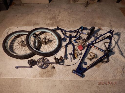 20インチBMX BMX 20インチ 45年前の物です。 堺市のチームアタッカーズ