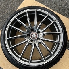 20インチアルミホイール　車のパーツ タイヤ、ホイール
