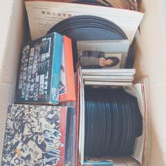 レコード、古いCDたくさん