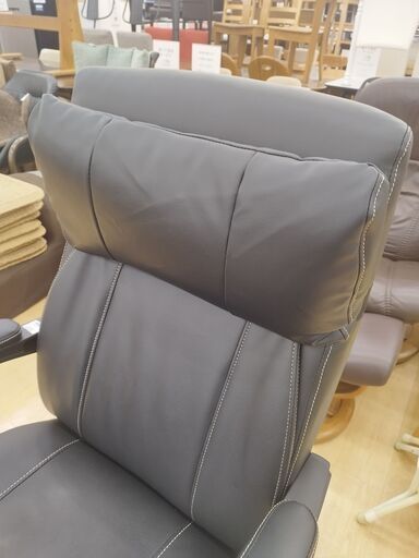 トレファク イオンモール常滑店】ニトリのフットレスト付きオフィス