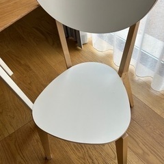 IKEA ダイニングテーブル＋椅子2脚セット