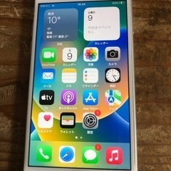 【中古】SIMフリーiPhone8(64GB・白)