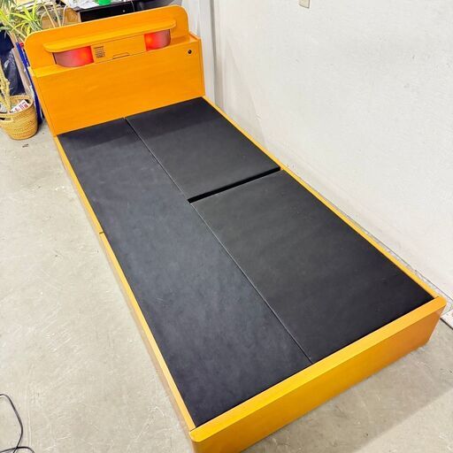 16182   引き出し付きシングルベッドフレーム   ◆大阪市内・東大阪市他 5,000円以上ご購入で無料配達いたします！◆ ※京都・高槻・枚方方面◆神戸・西宮・尼崎方面◆奈良方面、大阪南部方面　それぞれ条件付き無料配送あり！