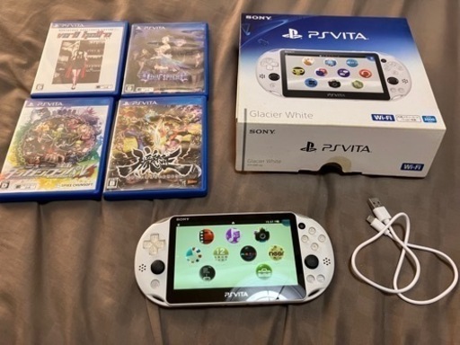 PS VITA 本体 ソフト4本\u002616GBメモリースティック付き