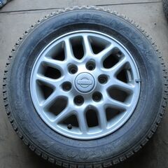日産純正アルミホイール15インチ 6.0jスタッドレスタイヤ付き