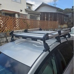 ルーフキャリア / ルーフラック