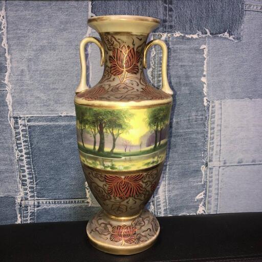 里帰り品　オールドノリタケ　マルキ印　手書き色絵金彩金盛　睡蓮湖畔風景両耳飾壷