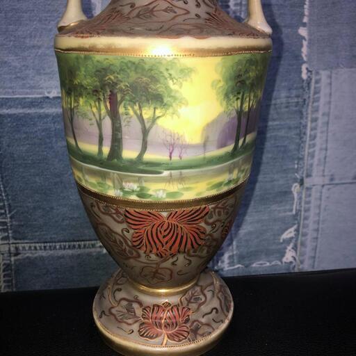 里帰り品オールドノリタケマルキ印手書き色絵金彩金盛睡蓮湖畔風景両耳飾壷