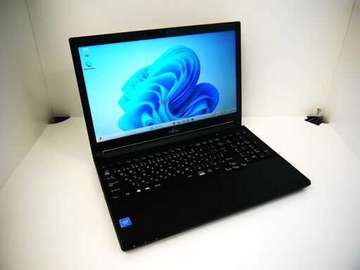 【お渡し済み】富士通 2020年製 Windows11 15.6型ノートPC SSD + WEBカメラ【メンテナンス済み】（600419）