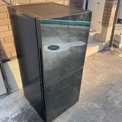 超人気黒冷蔵庫 2023年製 TWINBIRD 121L冷蔵庫 HR-GJ12 ツインバード 48116-5-010