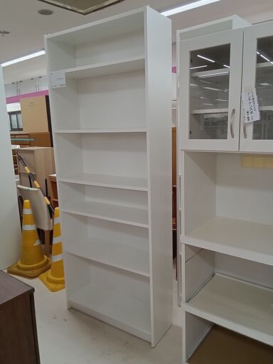 棚、シェルフ ☆ジモティ割あり☆ 収納棚 ホワイト W80×D28×H202