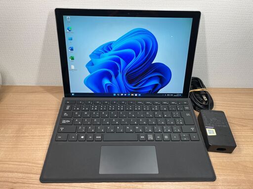 Simモデル・美品〉05012 Microsoft Surface Pro5 第7世代 8GB/256GB i5