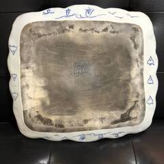 最高級品 古伊万里 青海波に地図 浮き出し彫刻文様 歪んだ古い地図