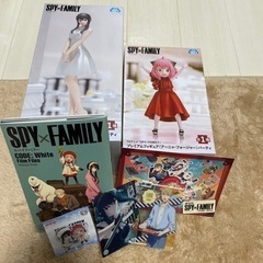 SPY×FAMILYフィギュア2つ