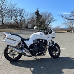 白バイcb1300sb