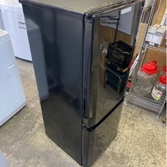 万代店 MITSUBISHI/三菱 ノンフロン冷凍冷蔵庫 MR-P15D-B 146L