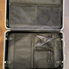 【新品未使用】メルセデスベンツ アルミスーツケース キャリーケース 65L