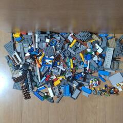 LEGO 山のポリス司令基地 60175　部品に関しては揃ってい...