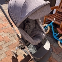 ストッケ　Stokke スクート　ベビーカー　子供用品 ベビー用...