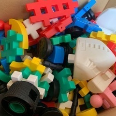 ブロック　おもちゃ 知育玩具