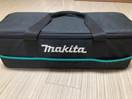 【展示品新品】makitaマキタ10.8v コンボキット ブロア\u0026掃除機 バッテリーと充電器付属