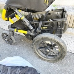 キュリオ　ベビーカー