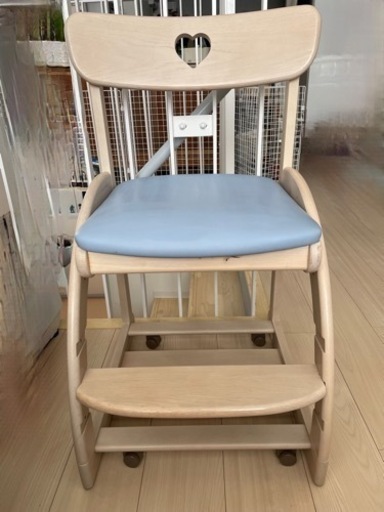 カリモク 学習 椅子  ハート 子供 家具