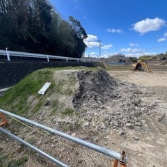 黒木土(田んぼの表土)積込み可能　2tダンプ1車