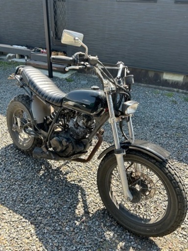 カワサキ TW200