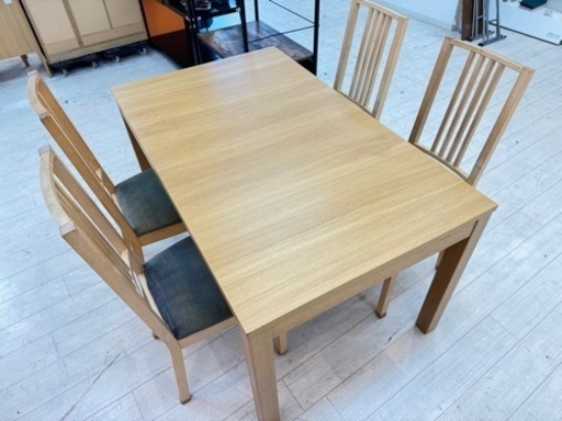 値下げ中‼️IKEA BJURSTA ビュースタ 伸縮式ダイニングテーブルセット BORJE チェア