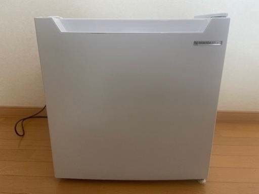 冷蔵庫　2021年製造