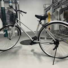 【ネット決済】自転車　シルバー　女性サイズ　ブランド　harnes