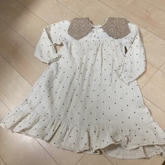 春服に❣️アプレレクールワンピース120サイズ