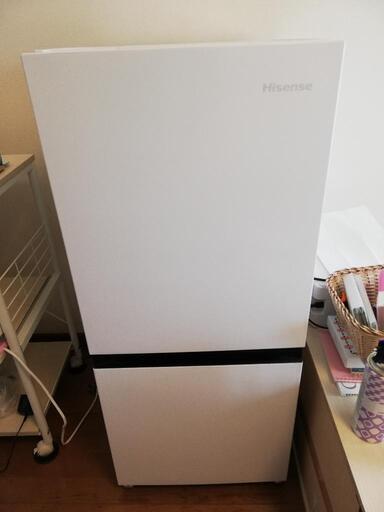 美品　ハイセンス冷蔵庫　2022年製　HR-D1304