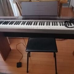 CASIO　電子ピアノ PX-100 椅子付