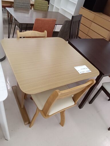 ★ジモティ割あり★ NITORI ダイニングセット ベージュ W80×D80×H70 クリーニング済み TC2009