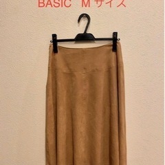 NATURAL BEAUTY BASIC スカートMサイズ